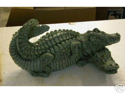 Gator Mating Sculpture
unknown artist
Keywords: crocodilian;alligator;male;female;feral;M/F;suggestive;sculpture