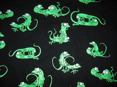 Gecko Sex T-Shirt
unknown artist
Keywords: comic;lizard;gecko;male;female;anthro;M/F;from_behind;oral;69;cowgirl