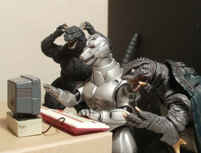 Godzilla Online
unknown creator
Keywords: godzilla;gojira;mechagodzilla;gamera;anthro;humor;non-adult