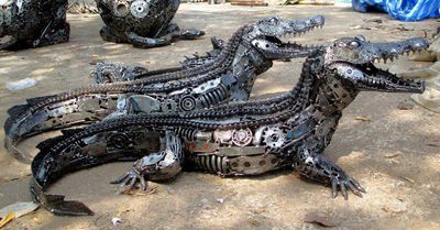 Iron Gators
unknown creator
Keywords: crocodilian;alligator;feral;sculpture;non-adult
